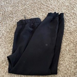 Size 6 Lululemon black joggers